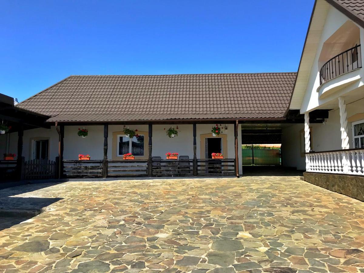 La Dory Apartment Satu Sugatag Luaran gambar
