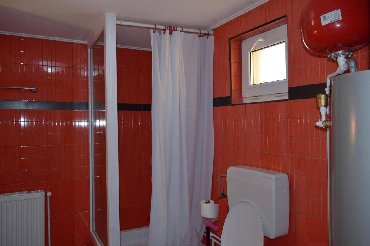 La Dory Apartment Satu Sugatag Luaran gambar