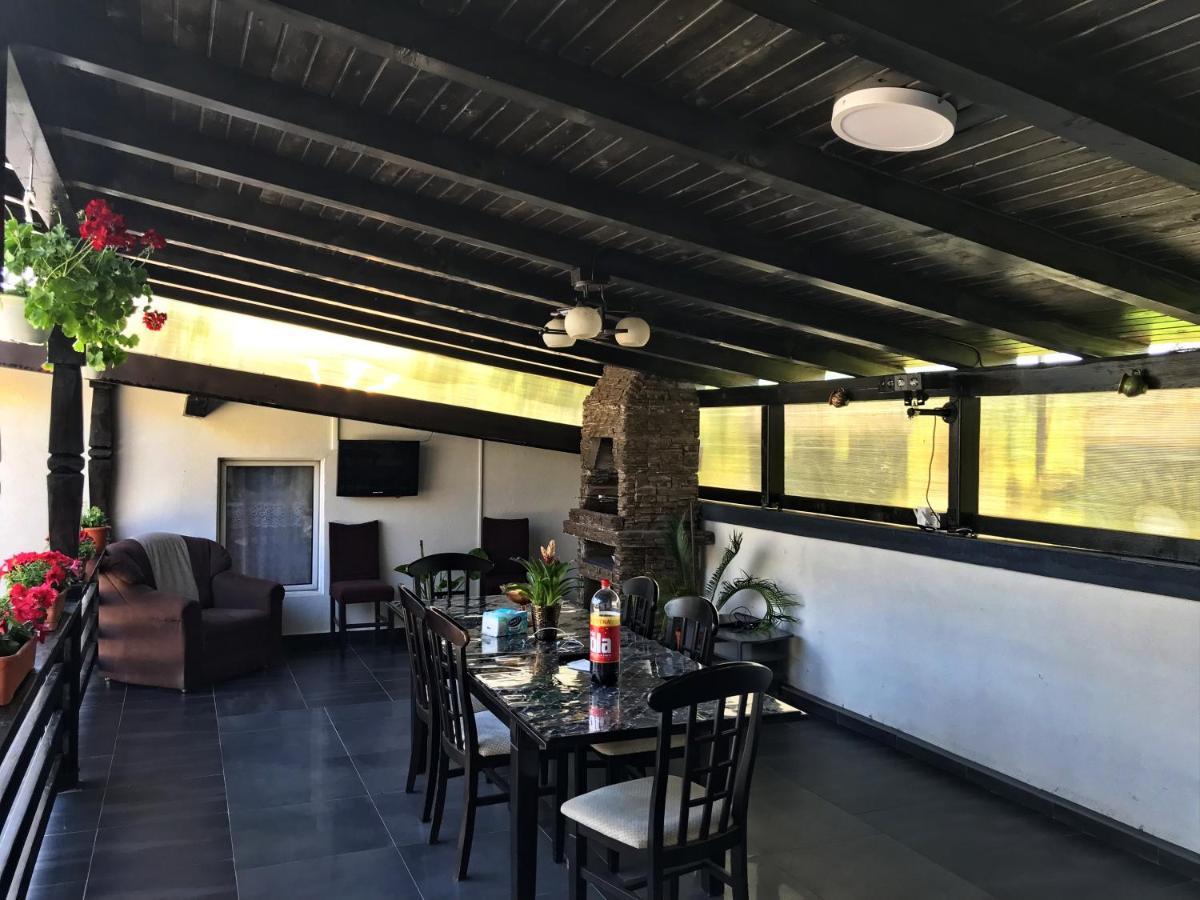 La Dory Apartment Satu Sugatag Luaran gambar