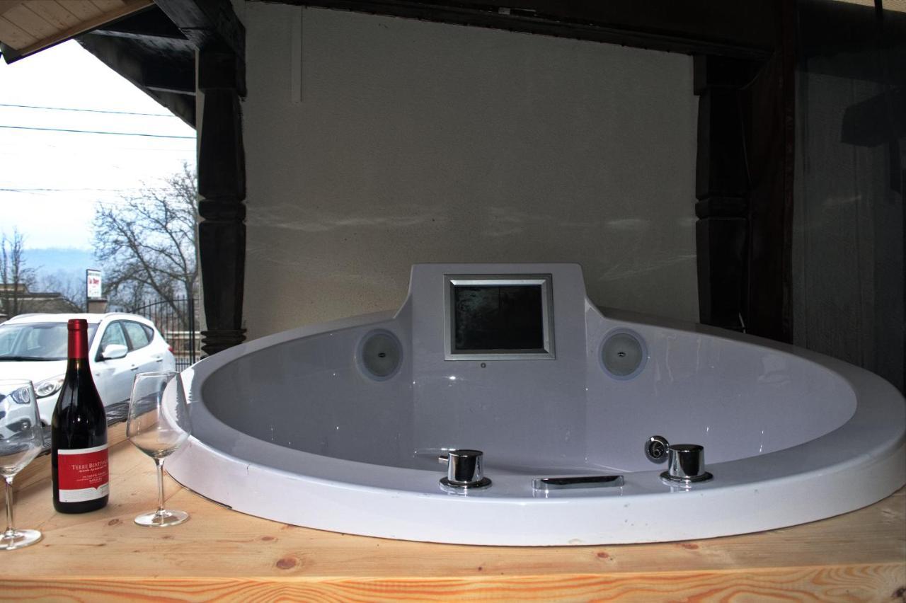La Dory Apartment Satu Sugatag Luaran gambar
