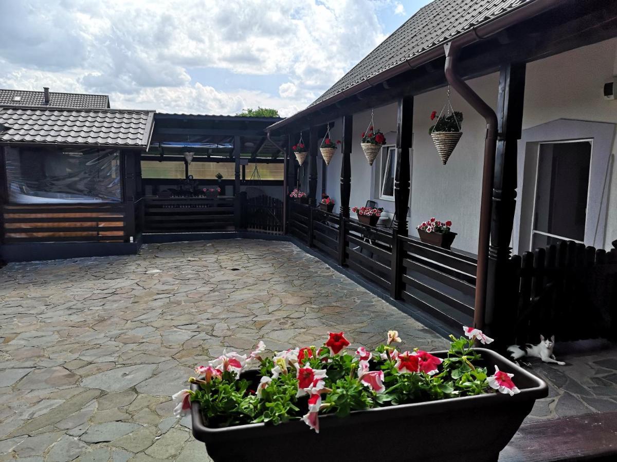 La Dory Apartment Satu Sugatag Luaran gambar